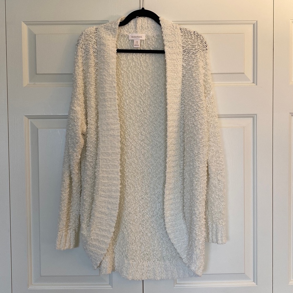 Gently used Motherhood maternity open front textured cardigan. Size M.